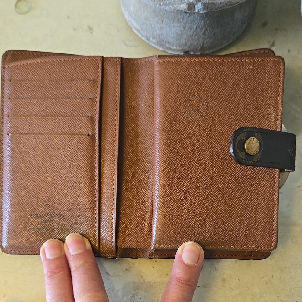 Louis Vuitton Monogram Compact Wallet - Picture 5 of 14
